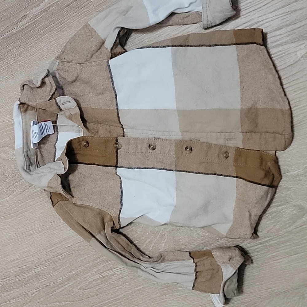 Tommy Bahama shirt for boy size  XS (4) white,being and brown